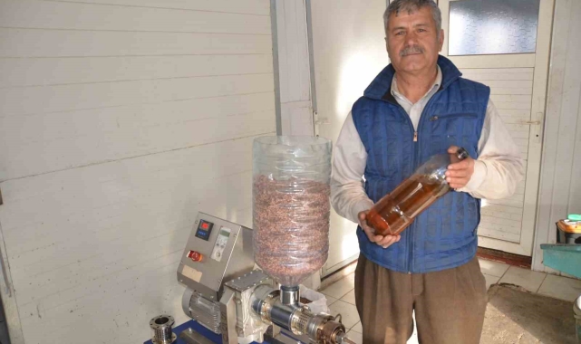 8 kiloluk nar çekirdeğinden 1 kilo yağ çıkartıyor, siparişlere yetişemiyor. Bakın fiyatı ne kadar ?