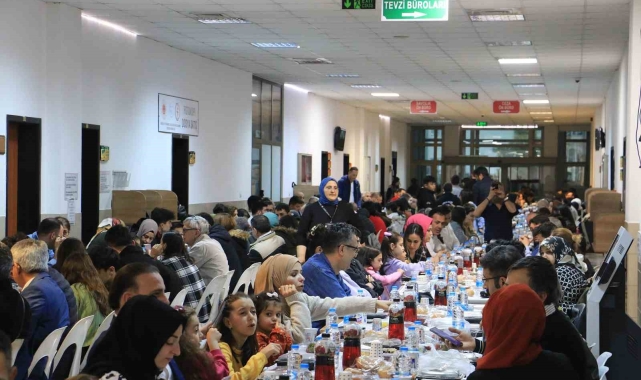 Antalya adliyesi çalışanları iftarda bir araya geldi