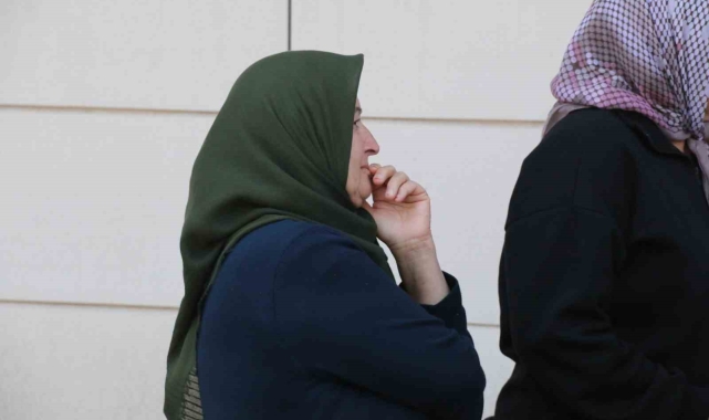 Antalya'da feci kaza: Genç avukat ve sürücü hayatını kaybetti !