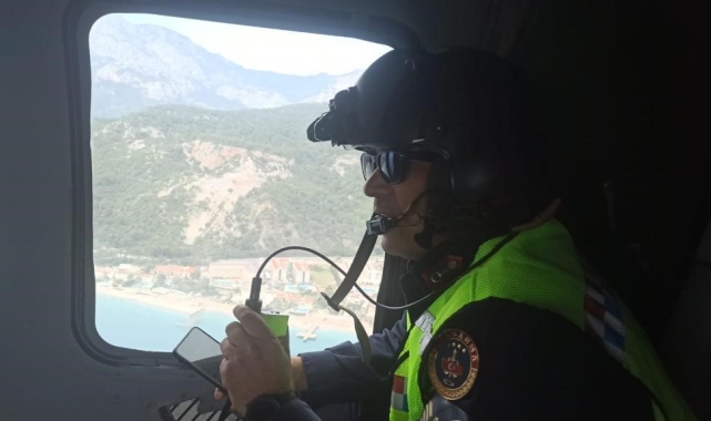 Antalya'da trafiğe bayram öncesi havadan denetim