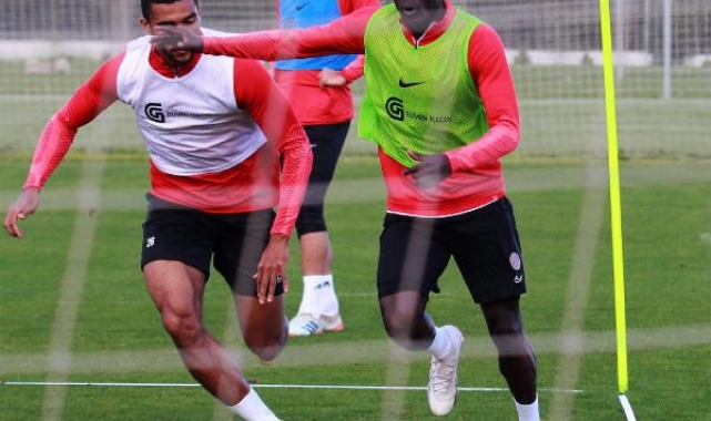 Antalyaspor, İstanbul deplasmanında galibiyet hasretine son vermek istiyor