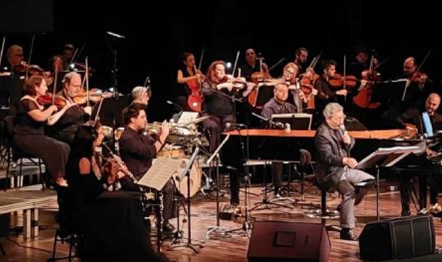 Atilla İlhan şarkılarıyla anıldı