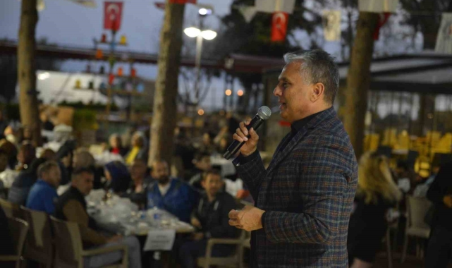 Başkan Uysal: "Lüks sokaklarımızla değil dayanışma duygumuzla övünmeye gayret ediyoruz"