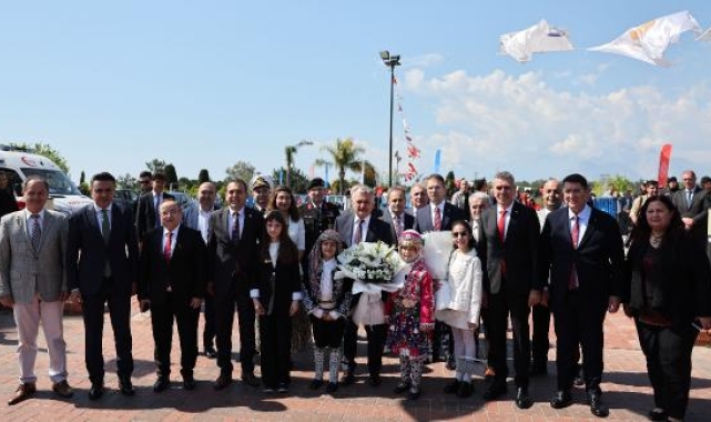 Cam Piramit Kral Yolu, çocukların oldu