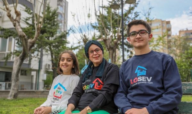 Kanseri atlatan anne ve çocukları, LÖSEV ile umut oluyor