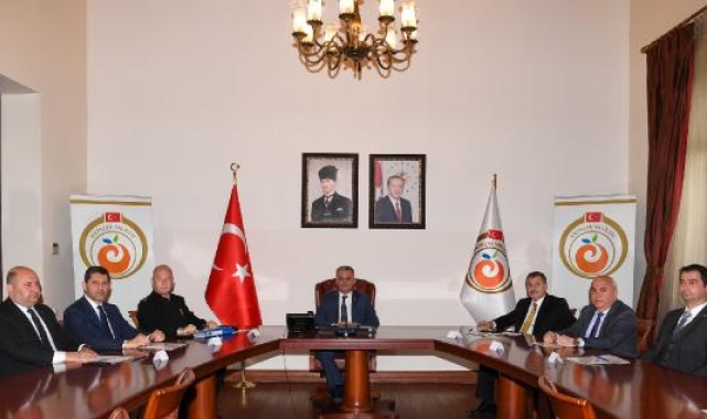 Seçim güvenliği konuşuldu; 'Seçim demokrasinin namusudur'