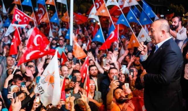 Çavuşoğlu: Adam kazandı, yine kazandı
