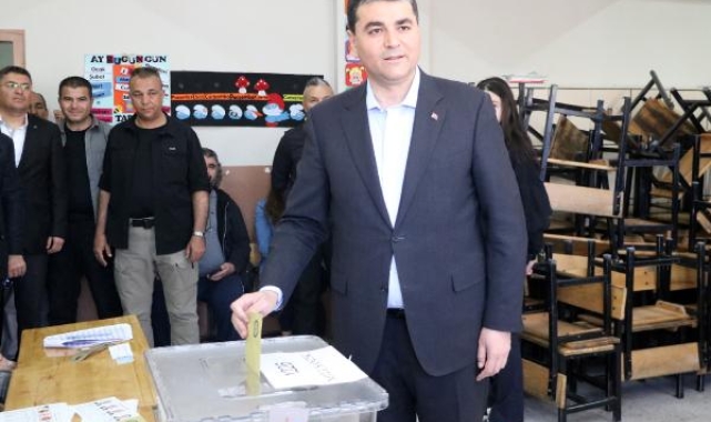 Gültekin Uysal: 14 Mayıs milletimizin derinden nefes almasına vesile olacaktır