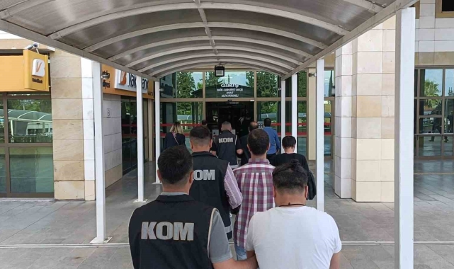 Şehit Aileleri Vakfının adını kullanarak dolandırıcılık yapan şahıslar yakalandı