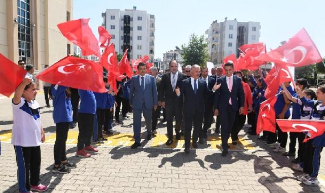 Vali Yazıcı'dan spor salonu temeli