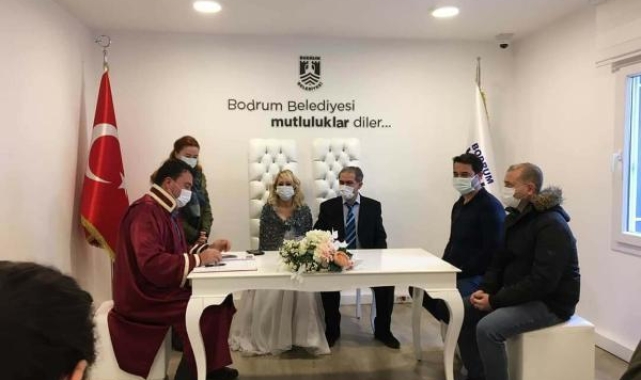 Yangında ölen İngiliz kadın, eşiyle 1,5 yıldır karavanda yaşıyormuş