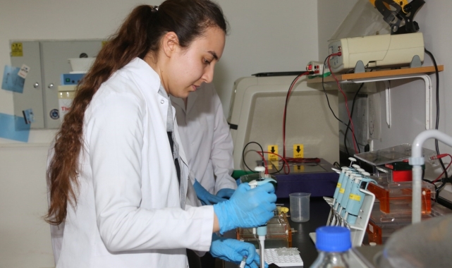 Akdeniz Üniversitesi'nden, lisans öğrencilerine yönelik projeye destek
