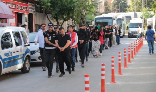 Dolandırıcılık operasyonunda 11 tutuklama