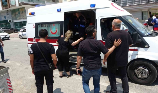 Kazada oğlu yaralanan baba, sağlık ekiplerinin "iyi" cevabı ile rahat nefes aldı