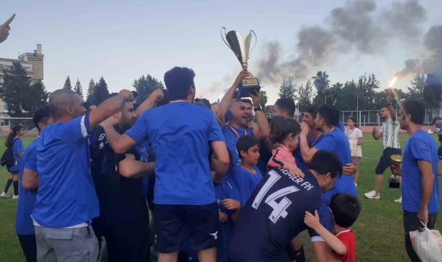 Kemer 2020 Futbol Kulübü namağlup şampiyon oldu