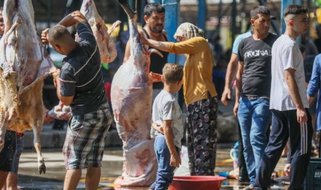 Sokakta kurban kesenlere bin 319 lira ceza !