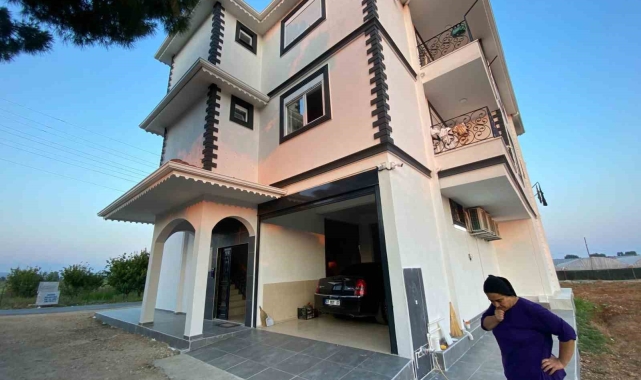 2 çocuk annesi kadın, sabaha karşı evine yapılan pompalı tüfekli saldırıda dehşeti yaşadı