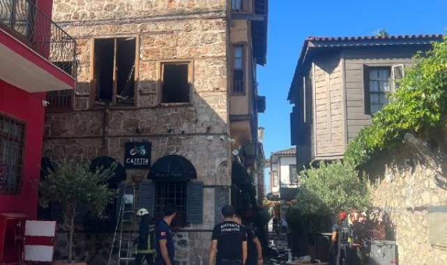 Antalya'da butik otelde yangın: 2 ölü, 12 yaralı !