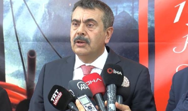 Bakan Tekin: Hedefimiz, milli birliğe sahip çıkacak bir kuşak yetiştirmek