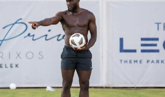 Galatasaray'a kiralık olarak önerilen Lukaku, Belek'te antrenman yapıyor