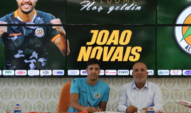 Joao Novais, Alanyaspor ile 2 yıllık anlaşma imzaladı