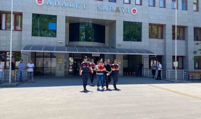 Manavgat'ta uyuşturucu operasyonu; 2 kişi tutuklandı