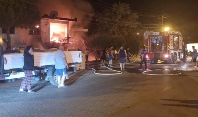 Muğla'da depo olarak kullanılan evde yangın