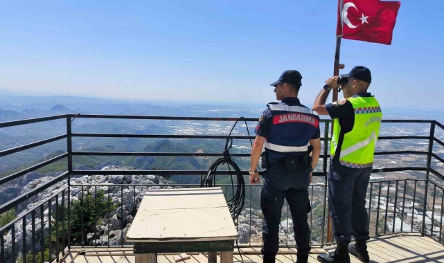 Serik'te jandarma orman denetimlerini sıklaştırdı