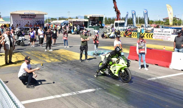 Türkiye Drag Şampiyonası Kepez'de düzenlenecek