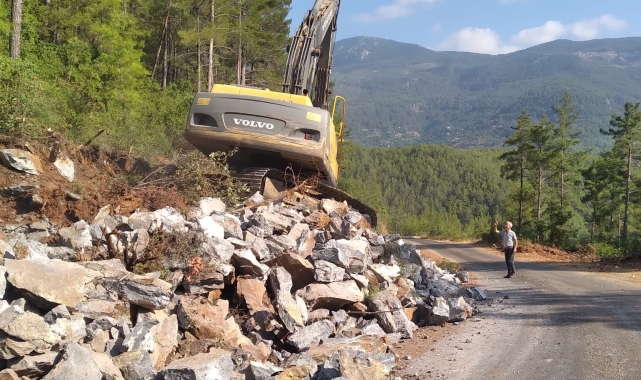Alanya'da yayla yollarına bakım onarım
