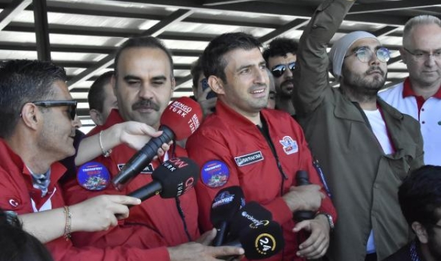 Bakan Kacır: Her yıl bir kez daha dünya rekorlarına imza atıyoruz