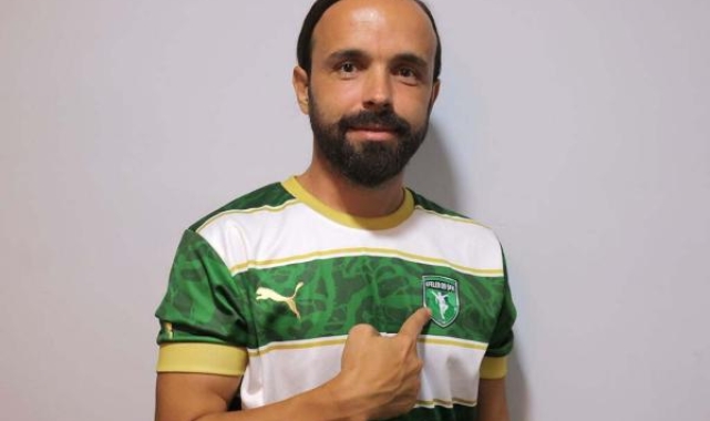 Efeler 09 kadrosuna Soner'i kattı