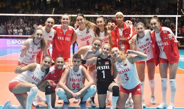Filenin Sultanları, Avrupa Voleybol Şampiyonası'nda 3'te 3 yaptı