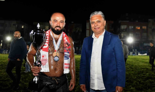 Güreş Lig'in ilk şampiyonu başbehlivan Okulu, oldu