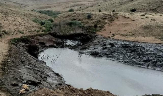 Hayvan sulama göletinde 2 çocuk boğuldu, 1'i hastanede tedaviye alındı