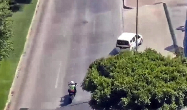 Korsan taksilere müşteri kılığındaki polis şoku