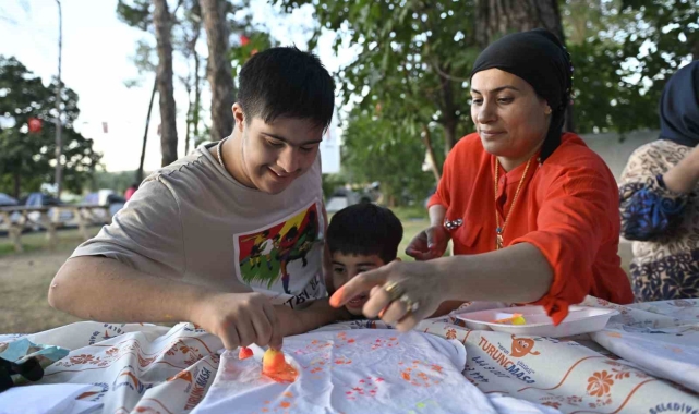 Engelli çocuklar Zeytinpark'ta kampta