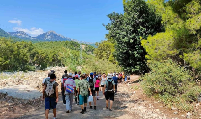 Yeşilçam yolunda doğa yürüyüşü