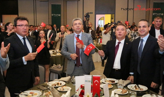 Antalya Valisi Şahin'den 'kaçak işletme' uyarısı