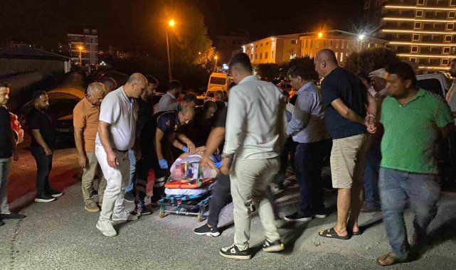 Antalya'da iki motosiklet çarpıştı: 1'i ağır 2 yaralı