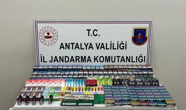 Antalya'da kaçak sigara operasyonu