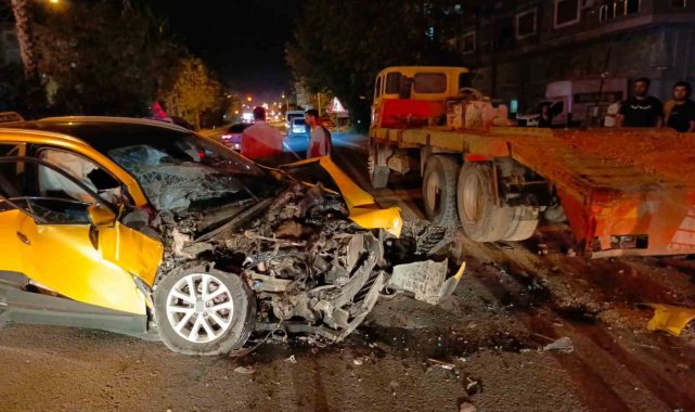 Antalya'da zincirleme kaza: 1 yaralı
