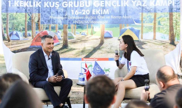 Başkan Kara yaz kampında gençlerle buluştu