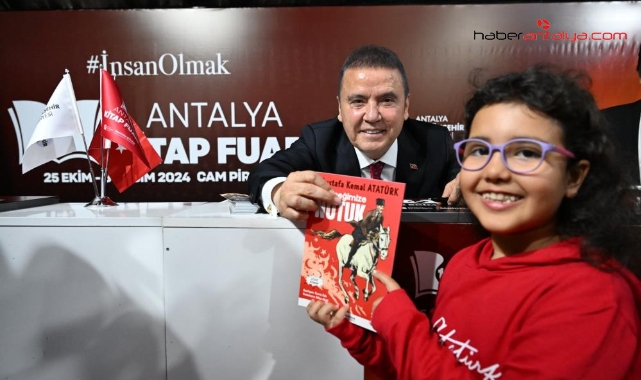 Başkan Muhittin Böcek okurlarıyla buluştu