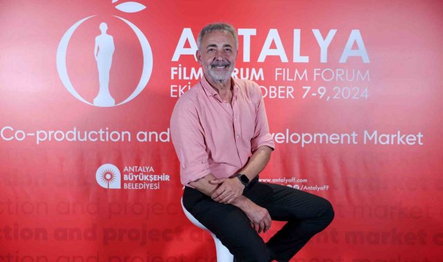 Beyazperde ve ekranların efsanevi oyuncusu Mehmet Aslantuğ'dan kırk yıllık samimi gözlemler