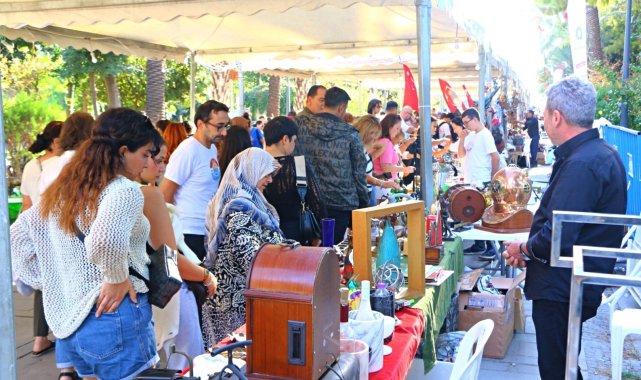 Binbir çeşit antika bu festivalde