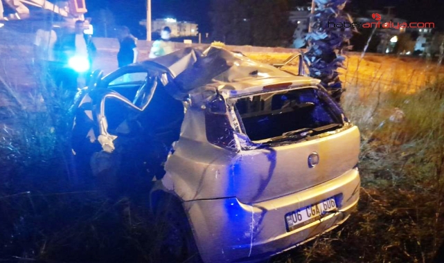 Finike'de kontrolden çıkan otomobil takla attı: 1 ölü, 3 yaralı