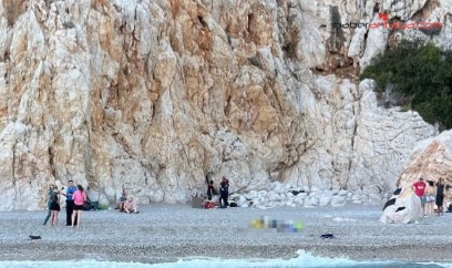 Kayalıklara tırmanan Alman turist metrelerce yükseklikten düşerek hayatını kaybetti