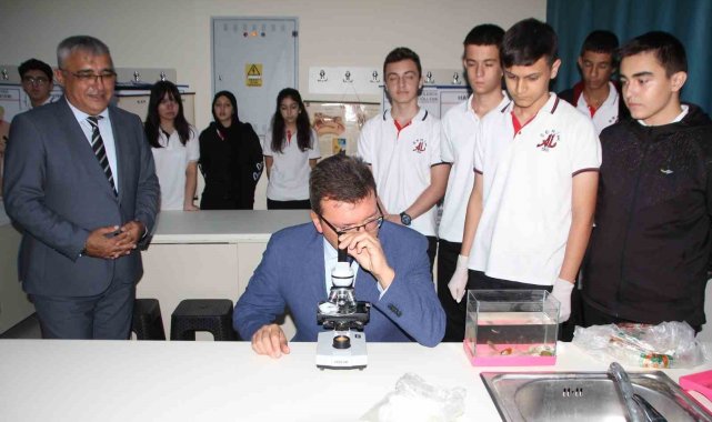 Serik'te hayırsever firmadan fen lisesine 3 laboratuvar