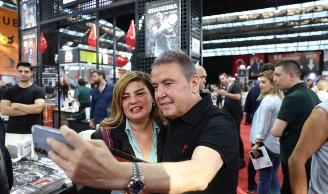 14. Antalya Kitap Fuarı'na ziyaretçi akını